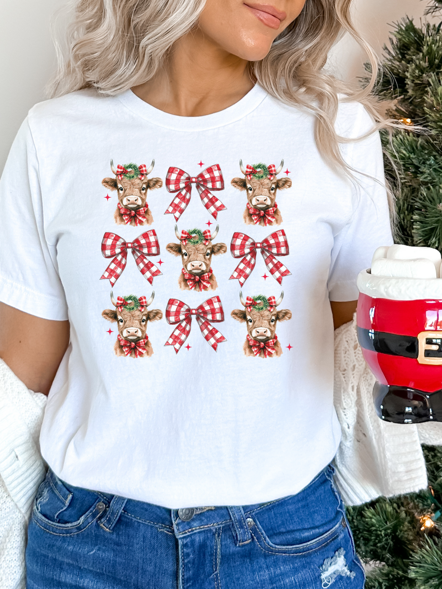 Howdy Cow Christmas- T-Shirt