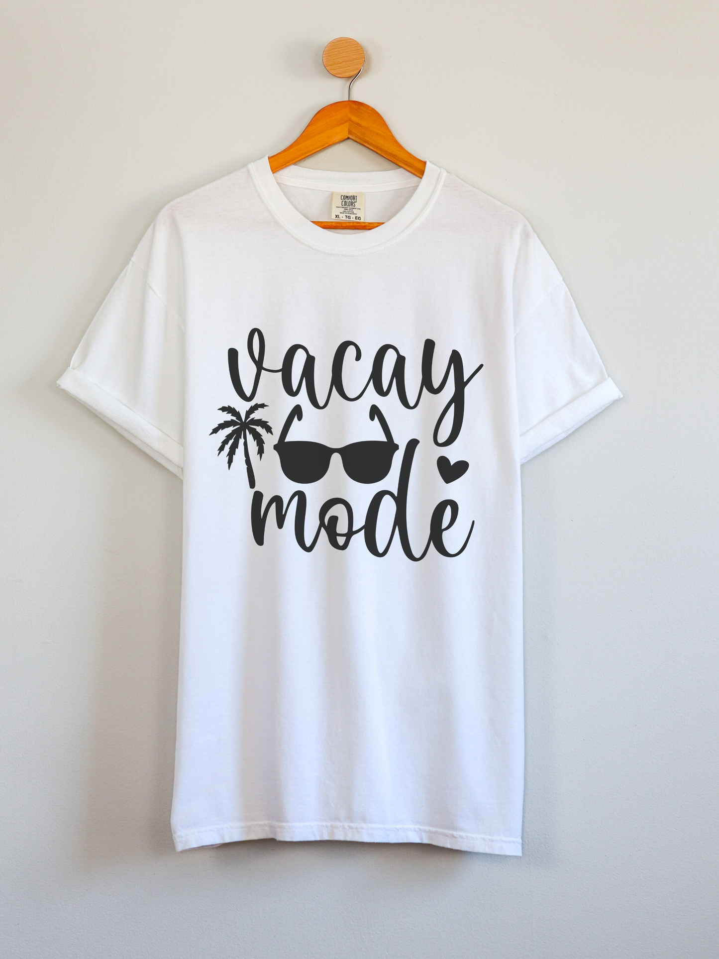 Vacation Mode - T-shirt